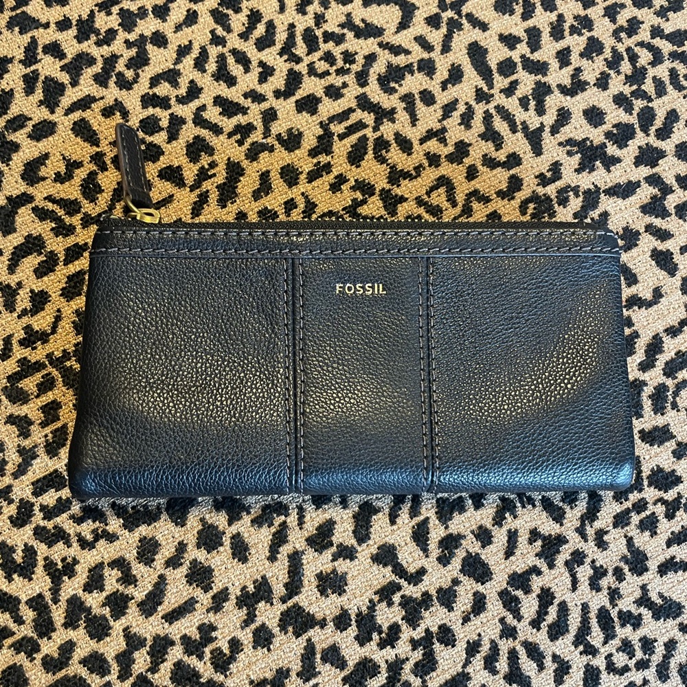 Fossil wallet
